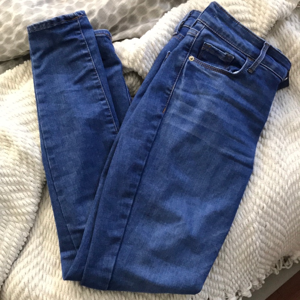 Old navy rockstar jeans